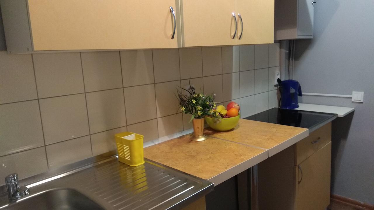 Hello Yellow Hostel Dnipro Ngoại thất bức ảnh