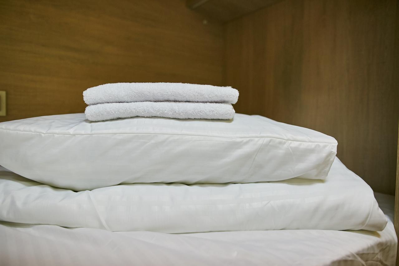 Hello Yellow Hostel Dnipro Ngoại thất bức ảnh